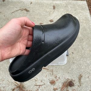 OOFOS clogs womens size 9/mens 7